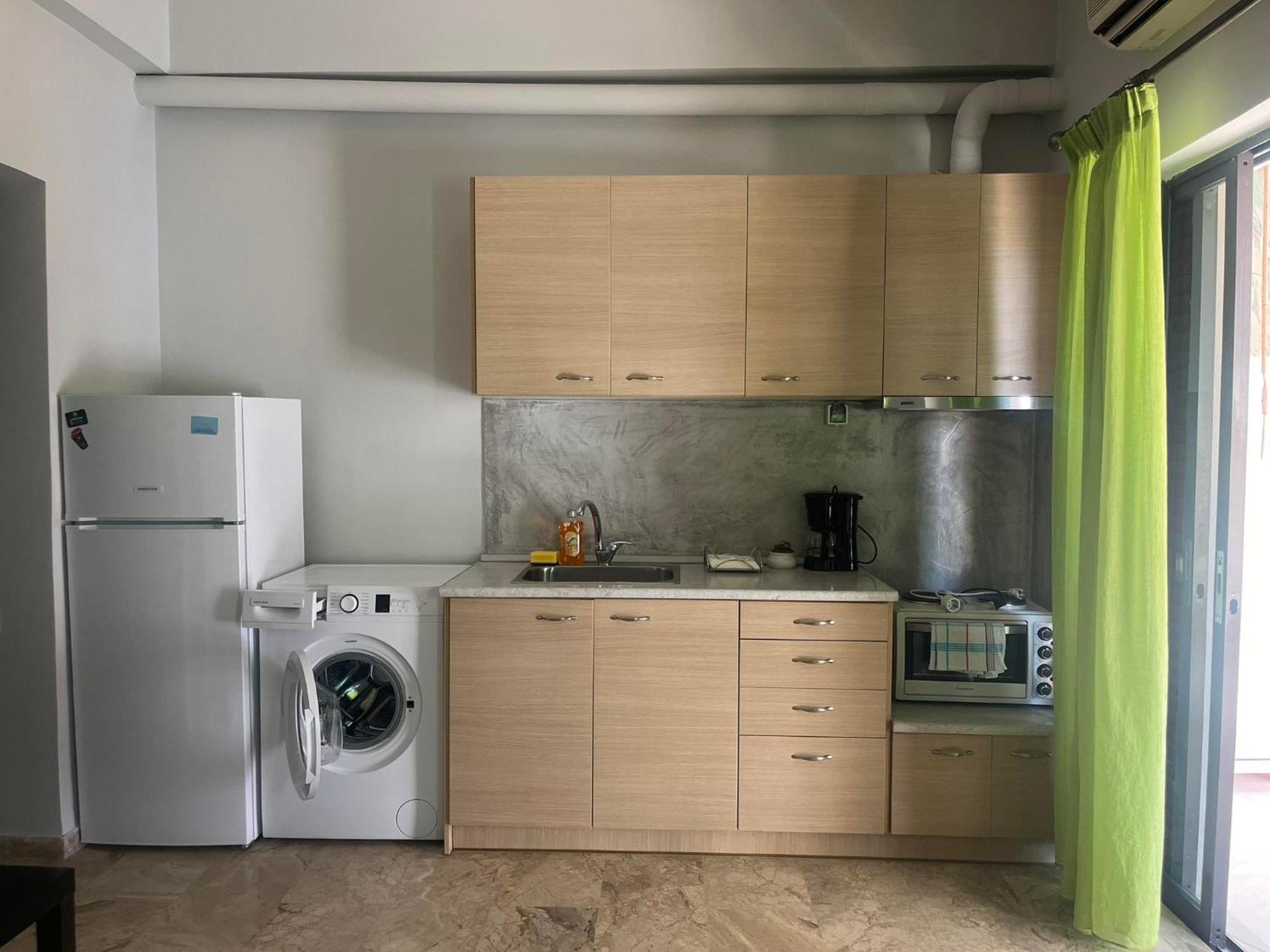 Studios Μιχαλαρεα Kyparissia Esterno foto